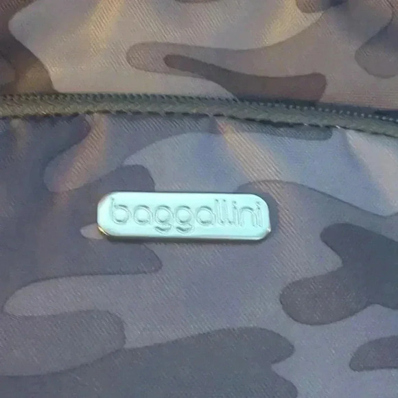 NWOT Baggallini Joey Bag Small Crossbody - Picture 8 of 10